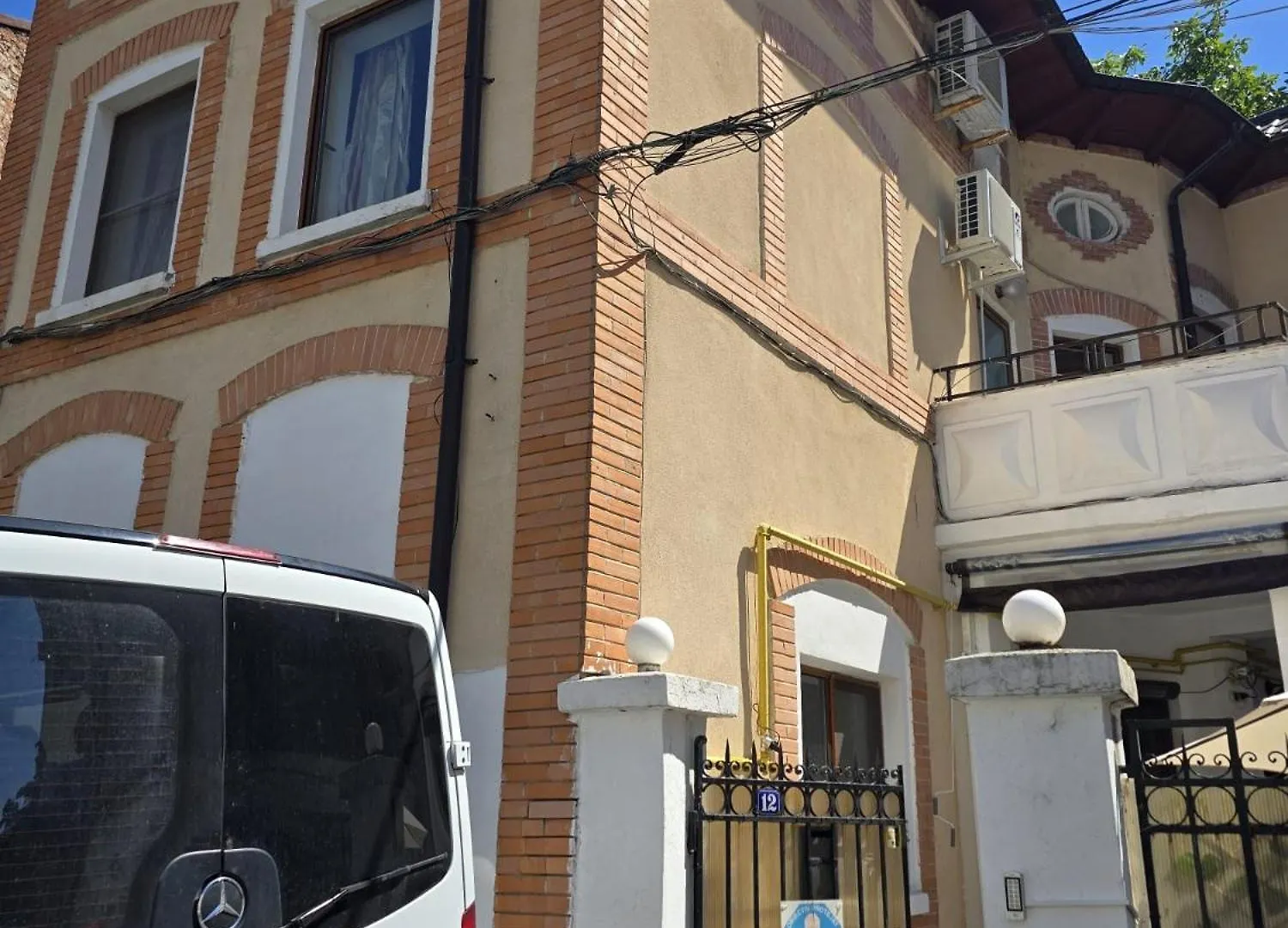 Guest house Vila Ris 3 Filibiliu 12 Bucharest